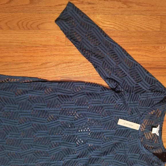 NWT Ariat Nori Tunic, Women's Size Small, Dark Blue - Picture 6 of 12